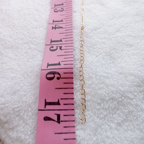 Floating Heart Gold Pendant Necklace - Picture 6 of 8